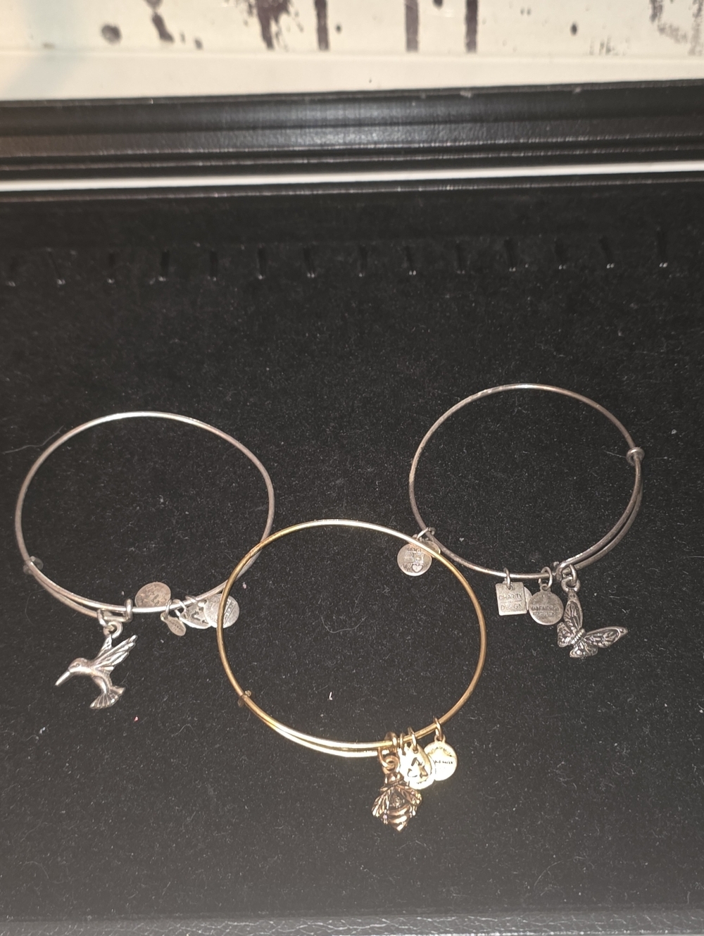 EUC Alex and Ani "hummingbird, Butterfly And Bee bracelet Set